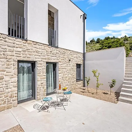 Holiday home Stunning Home In Zaboric Zaboric