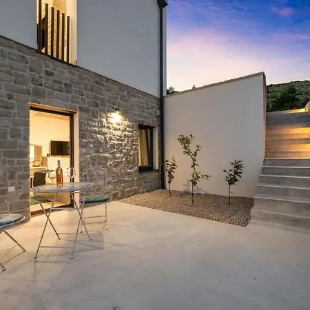 Stunning Home In Zaboric * 자보리치