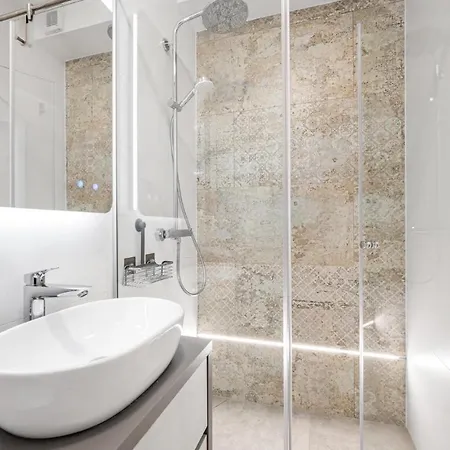 Stunning Home In Zaboric