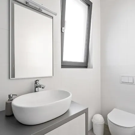 Awesome Home In Zaboric