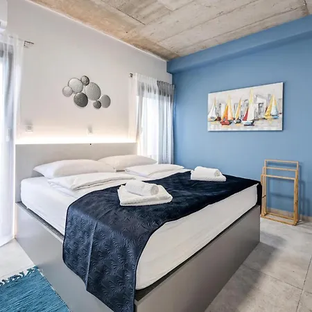 Awesome Home In Zaboric *