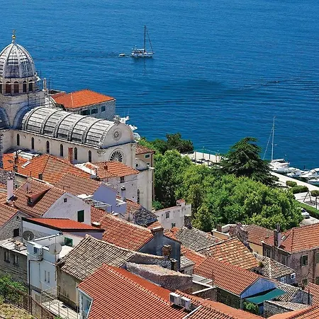 Awesome Home In Zaboric Ferienhaus