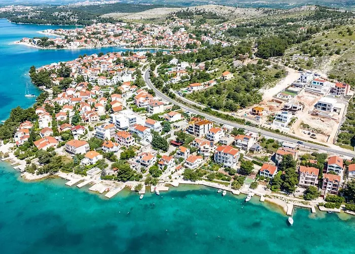 Awesome Home In Zaboric *