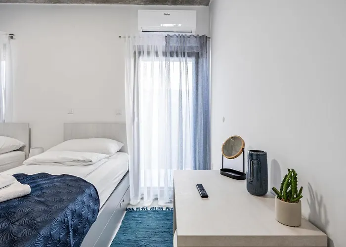 度假居 Awesome Home In Zaboric 扎博里克