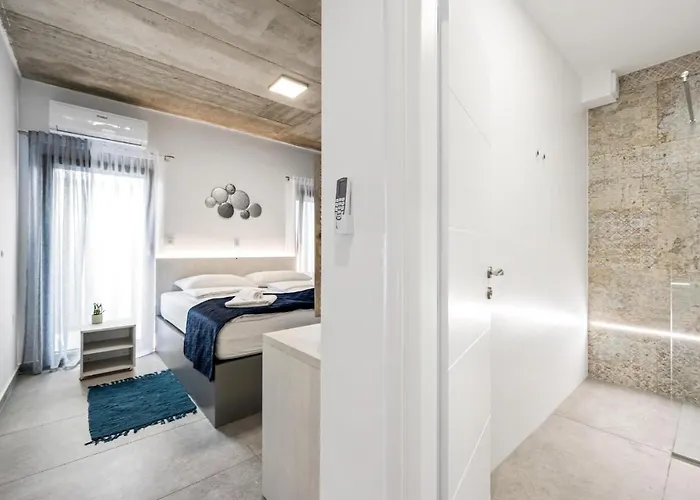 度假居 Awesome Home In Zaboric *